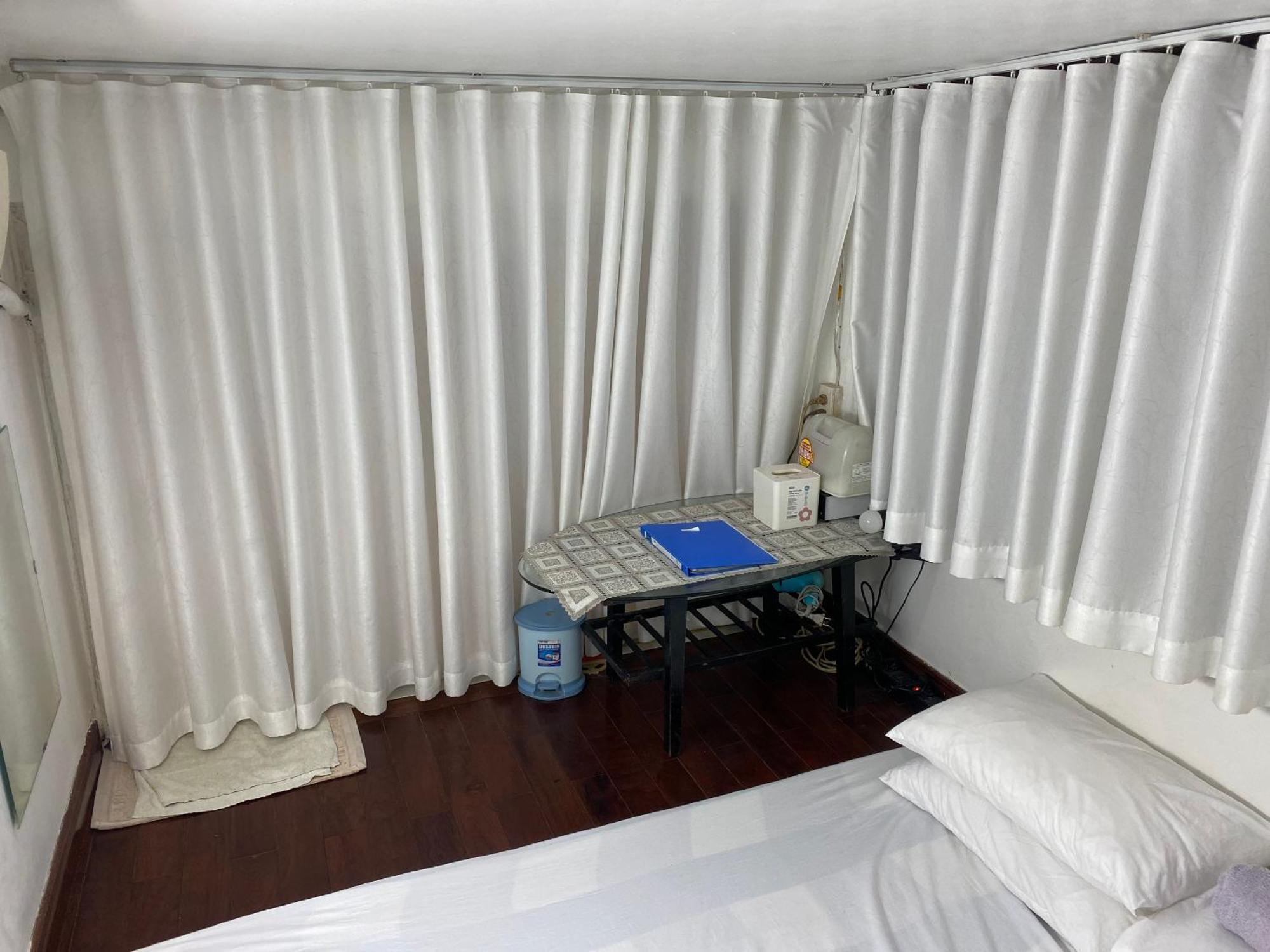 Fortuna Homestay Hanoi Buitenkant foto