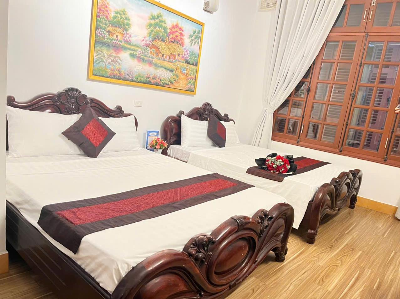 Fortuna Homestay Hanoi Buitenkant foto