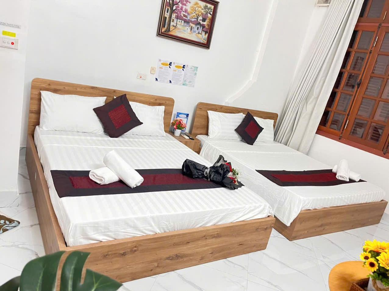 Fortuna Homestay Hanoi Buitenkant foto